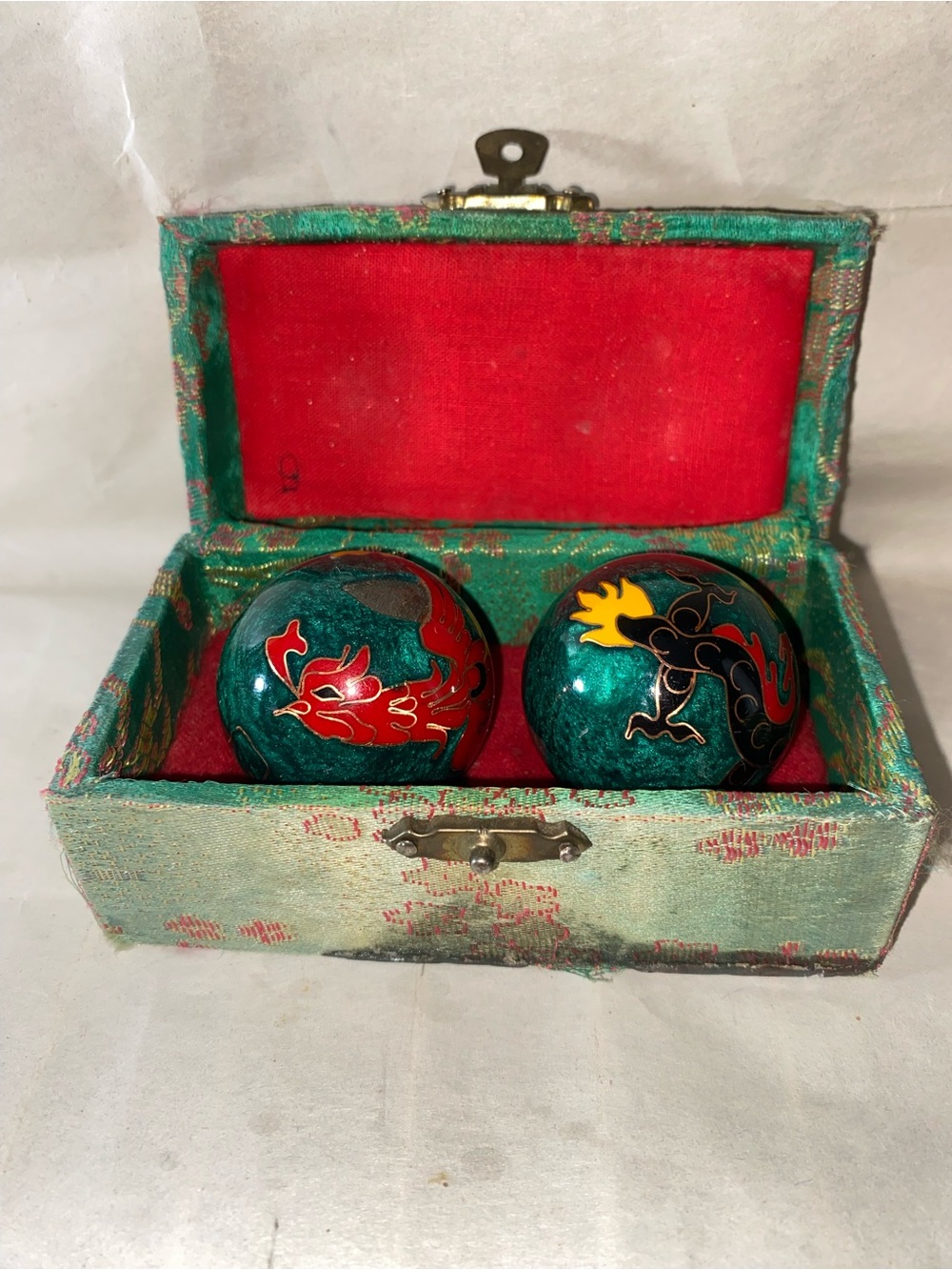 Vintage Chinese cloisonné baoding  ball